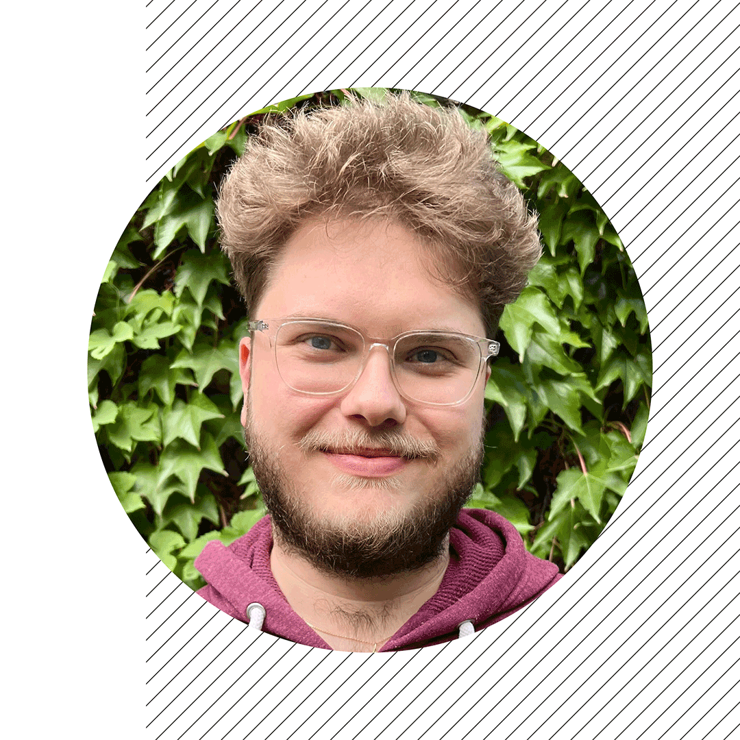 Panoptykon 4.0: Czy oznaczanie dezinformacji ma sens? Rozmowa z Mateuszem Cholewą