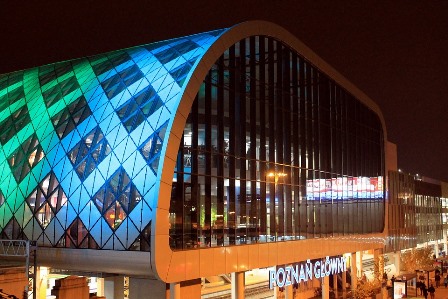Dworzec Poznań Główny (zdj. w domenie publicznej)