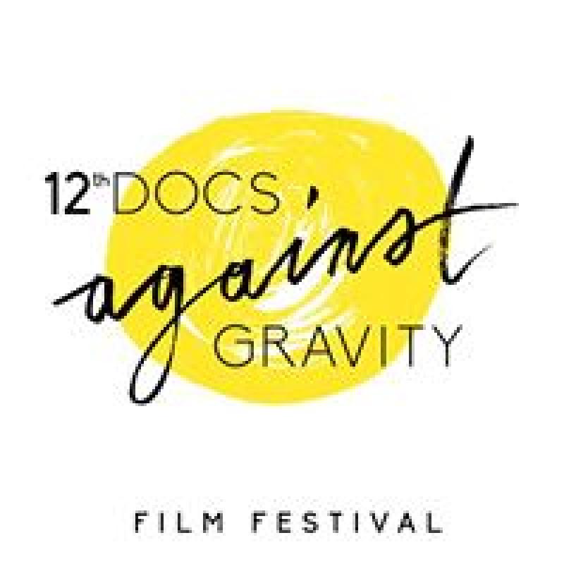 Logo festiwalu Docs against gravity