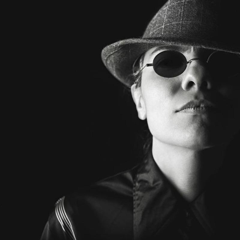 Element dekoracyjny | Zdjęcie "Gangster" | CC0 Public Domain via Pixabay.com